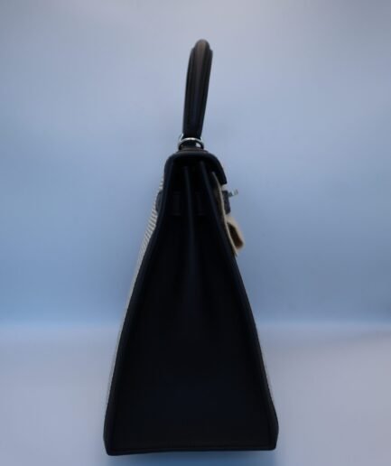 Kelly 28 Black Swift Quadrille Phw