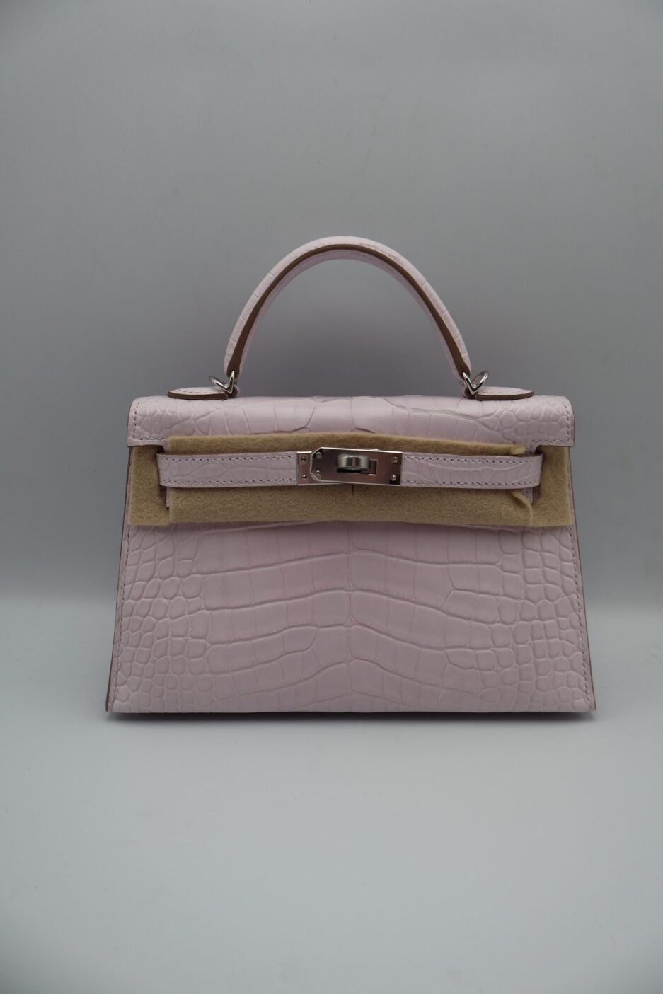 K20 Mauve Pale Matte Alligator Phw W